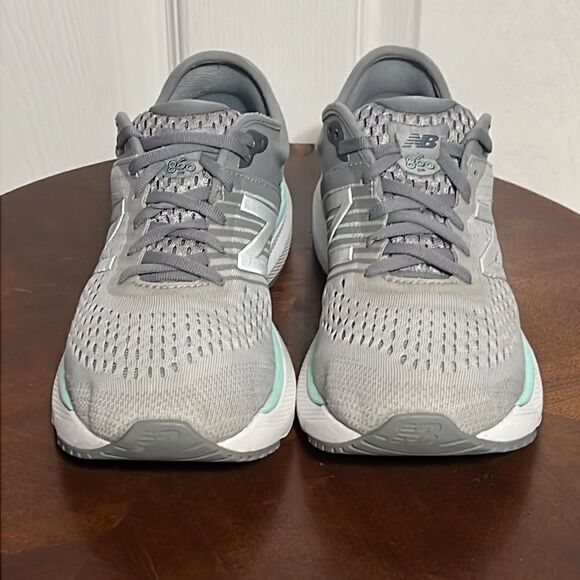🔥🔥 NEW BALANCE 860 V10 Running Shoes - Silver/Mint - Women Sz 9.5 - EXCELLENT - Picture 7 of 12